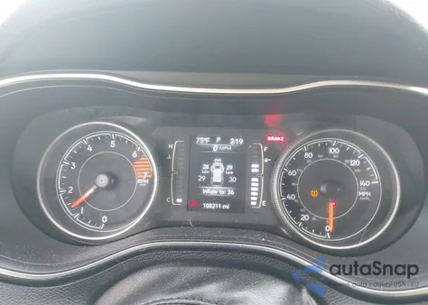 2019 Jeep Cherokee Latitude Plus Fwd from USA, damaged, VIN 1C4PJLLB3KD296413